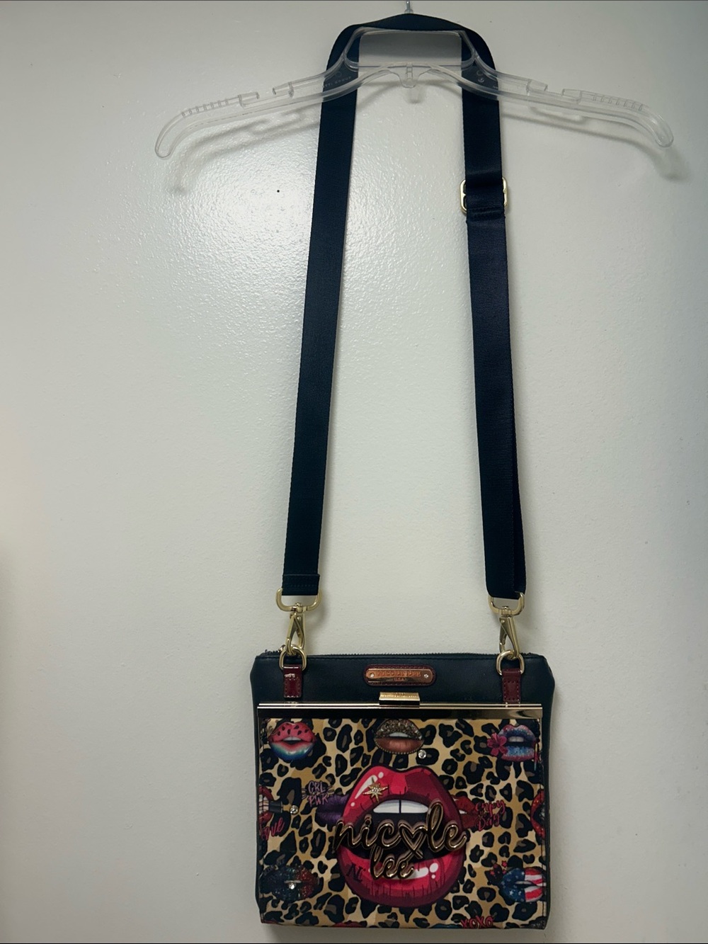 Nicole Lee Black & Leopard Lip Graphic Crossbody Bag